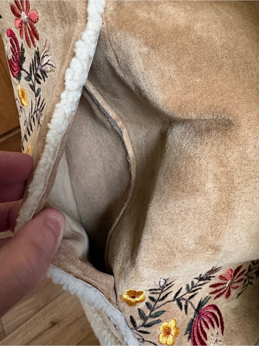 Vintage 90’s Floral Phoebe Embroidered Genuine Suede Leather Jacket Size Medium - Picture 4 of 16